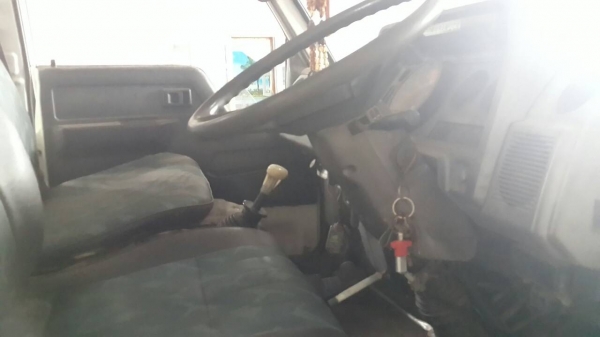 toyota ไดน่า 4 ล้อกลาง สภาพพร้อมใช้งาน