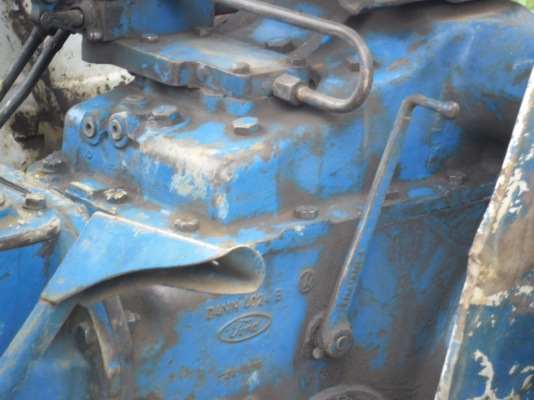 FORD6600 เสื้อลาย