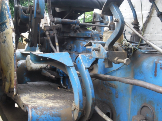 FORD6600 เสื้อลาย