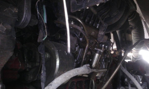 รถเกี่ยวข้าวเกษตรพัฒนาไอ้หนุ่มไวไฟ อุ้มข้าว 2 ตัน เครื่องฮีโน่ 220 แรงม้า.