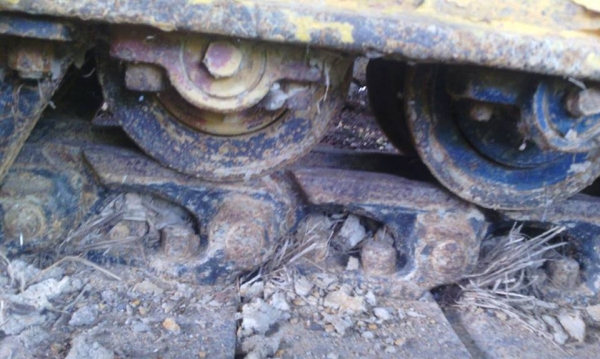 รถเกี่ยวข้าวเกษตรพัฒนาไอ้หนุ่มไวไฟ อุ้มข้าว 2 ตัน เครื่องฮีโน่ 220 แรงม้า.