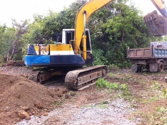 รถขุด KOMATSU PC120-3 รถใช้งานดี ราคาต่่อรองกันได้