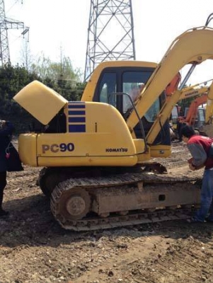 รถแมคโคร Komatsu PC60-7 ด่วน รถอยู่เชียงใหม่ มาทดลองขับก่อนได้