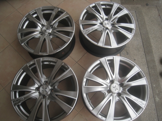 ขายล้อแม็กมือ2 maverick 17"x7.5" et42 4 รู 100 ล้างหน้าเคลือบแล็คเกอร์ใหม่ สีเดิม ไม่มีซ่อม สีไฮเปอร์ซิลเวอร์หน้าเงา ขายล้อแม็กมือ2 maverick 17"x7.5" et42 4 รู 100 ล้างหน้าเคลือบแล็คเกอร์ใหม่ สีเดิม ไม่มีซ่อม สีไฮเปอร์ซิลเวอร์หน้าเงา