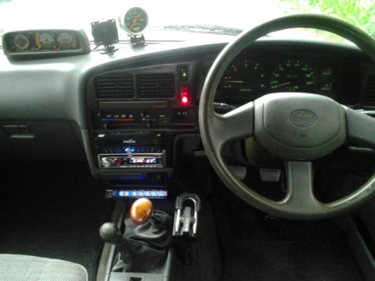 ขายTOYOTA SR5 LN111 ตัวประกอบนอก ขายTOYOTA SR5 LN111 ตัวประกอบนอก