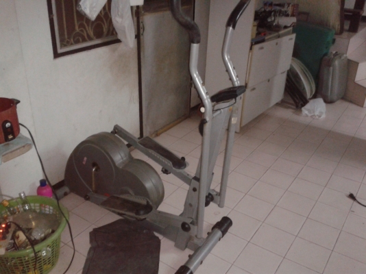 เครื่องออกกำลังกาย 2500 บาท