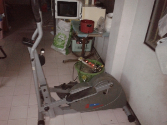 เครื่องออกกำลังกาย 2500 บาท