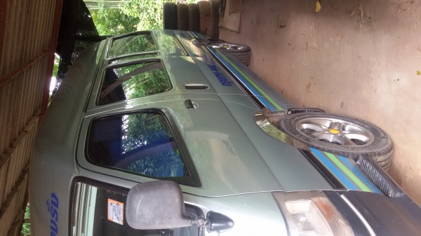 ขายรถตู้ToYoTAหลังคาสูง ปี2004