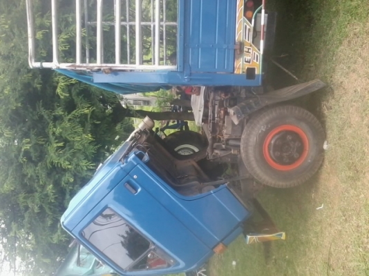 ขายหกล้อ ISUZU NPR 115 ราคา340000 แบ่งจ่าย2งวดได้วิ่งงานทุกวัน