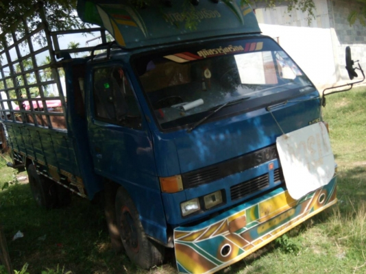 ขายหกล้อ ISUZU NPR 115 ราคา340000 แบ่งจ่าย2งวดได้วิ่งงานทุกวัน