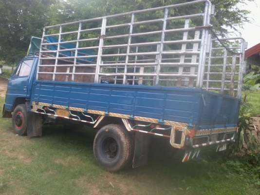 ขายหกล้อ ISUZU NPR 115 ราคา340000 แบ่งจ่าย2งวดได้วิ่งงานทุกวัน