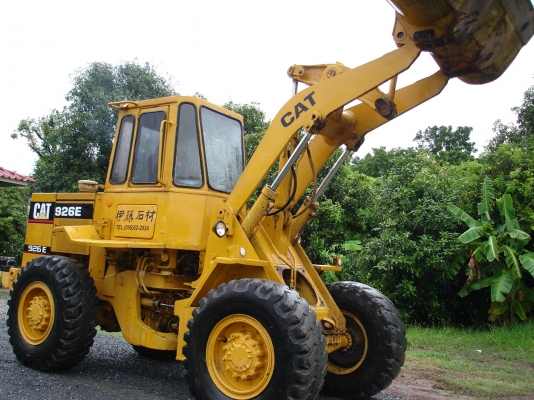 ขายรถตัก CAT-926E  สภาพพร้อมใช้งานราคาไม่แพงสนใจติดต่อ 081-9485494