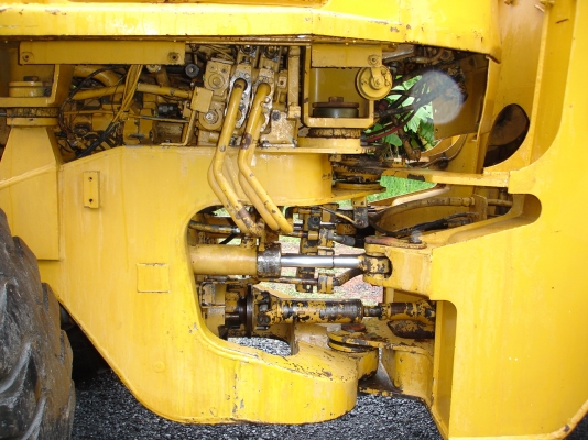 ขายรถตัก CAT-926E  สภาพพร้อมใช้งานราคาไม่แพงสนใจติดต่อ 081-9485494