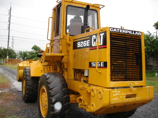 ขายรถตัก CAT-926E  สภาพพร้อมใช้งานราคาไม่แพงสนใจติดต่อ 081-9485494