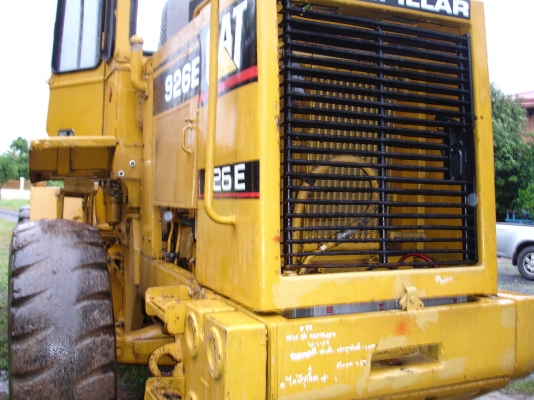 ขายรถตัก CAT-926E  สภาพพร้อมใช้งานราคาไม่แพงสนใจติดต่อ 081-9485494