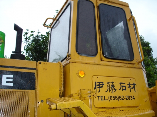 ขายรถตัก CAT-926E  สภาพพร้อมใช้งานราคาไม่แพงสนใจติดต่อ 081-9485494