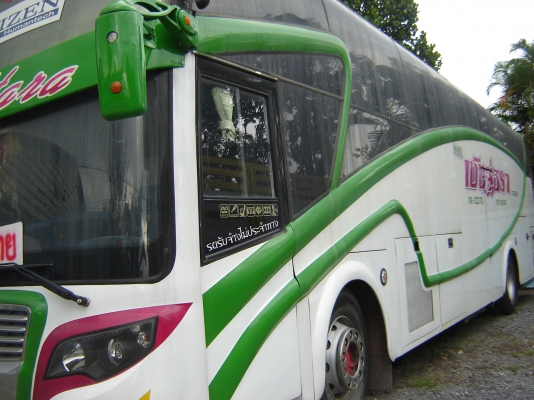 ขายรถบัสเครื่อง Benz รับส่งพนักงาน 340แรงแอร์ 40 ที่นั่ง ราคา 520000 บาท โทร. 0892406621  0843376760