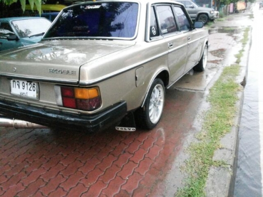 VOLVO 244 GLE คลาสสิค 1 เจ ออโต้ แก๊สพร้อม ถูกๆ