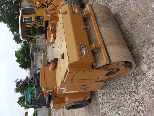 SAKAI TW41 รถบดสั่นสะเทือน 4ตัน เก่าญี่ปุ่น 090-986-2521 อ๊อบ