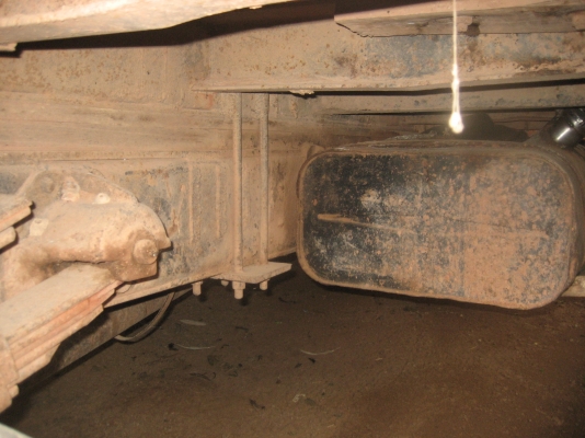 หัวยาวเหล็ก  ไม่ดัมพ์   ราคา 215,000  บาท