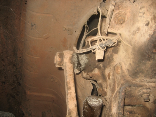 หัวยาวเหล็ก  ไม่ดัมพ์   ราคา 215,000  บาท