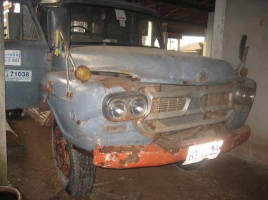 หัวยาวเหล็ก  ไม่ดัมพ์   ราคา 215,000  บาท