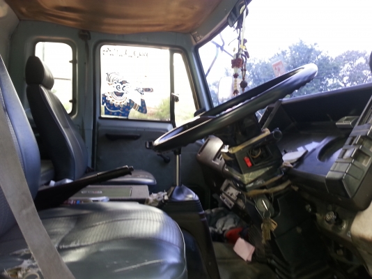 ขายร็อกกี้165แรง พ.เพาเวอร์ เบรกทิฟฟี่ ภายในสวย แอร์เย็น เครื่องดี แคชซีสวย ยางดี ห้างแท้ ยาว6.50ม. สภาพพร้อมใช้งาน เอกสารพร้อมโอน สนใจโทร 090-8588220คุณนะ หรือ www.truck.in.th/498