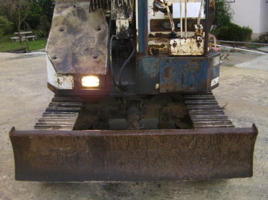 รถขุดเล็กขายตามสภาพนิสันPC30เก่านอกสภาพพร้อมใช้บูมสไลด์ราคา 189,000บาท มีVDOการใช้งานhttp://www.youtube.com/watch?v=2q2CvCmdr7g