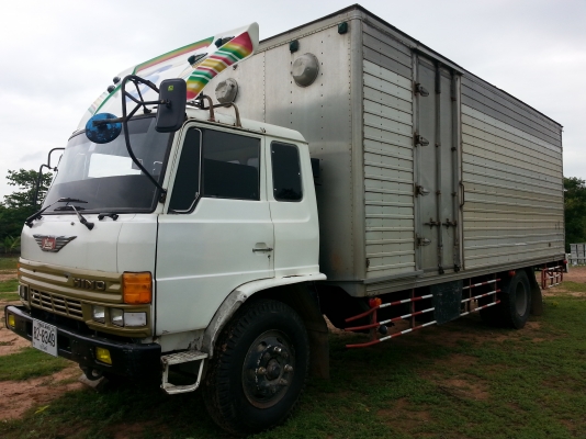 ขายFF177K ห้างแท้ ราคา510,000 เครื่อง168แรง EH700 เครื่องดี แคชซีสวย ยางใหม่6เส้น ยาว7.20เมตร มีแอร์ สภาพพร้อมใช้งาน เอกสารพร้อมโอน สนใจสอบถามรายละเอียดเพิ่มเติมโทร 090-8588220คุณนะ หรือ www.truck.in.th/498