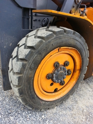 โฟคลิฟท์ TCM 3 ตัน เก่าญี่ปุ่น 090-986-2521 อ๊อบ