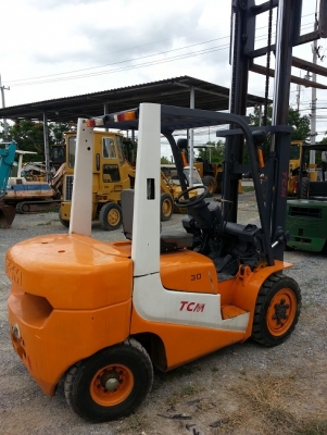 โฟคลิฟท์ TCM 3 ตัน เก่าญี่ปุ่น 090-986-2521 อ๊อบ