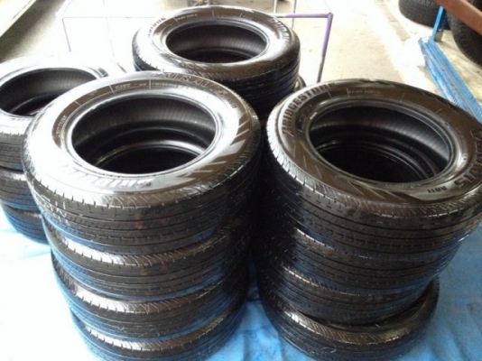 ยาง Bridgestone Duravis 215-65-16 ปี 13