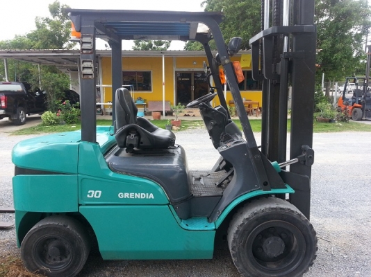 โฟคลิฟท์ MITSUBISHI 3ตัน รุ่นใหม่ล่าสุด เก่าญี่ปุ่น 090-986-2521 อ๊อบ