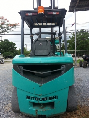 โฟคลิฟท์ MITSUBISHI 3ตัน รุ่นใหม่ล่าสุด เก่าญี่ปุ่น 090-986-2521 อ๊อบ