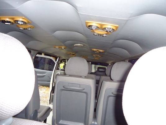 รถตู้  Toyota  hiace ปี 94  เครื่องดี  เดิม โรงงาน ขับดี ประหยัด  ใช้น้อย สี บางๆ  ทั้งคัน หน้า เดิม หลังเดิม  แก็ส  LPG ลงเล่มแล้ว