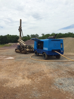 ขายรถเจาะหิน