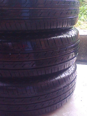 ยาง16565R14มีคับดันลอบมี4ขายเส้น500บิดโตนมี3ขายเส้น600 ยาง16565R14มีคับดันลอบมี4ขายเส้น500บิดโตนมี3ขายเส้น600