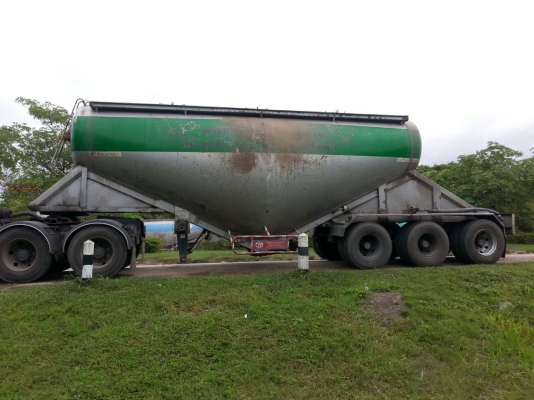 หางกล้วยหอม สามเพลาแท้ค่ะ  ติดต่อโดยตรง 0848586868  คุณเอ๊กซ์ เจ้าของหางคะ