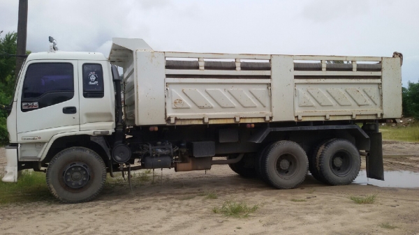 ISUZU FXZ พร้อมหางสองเพลา ST