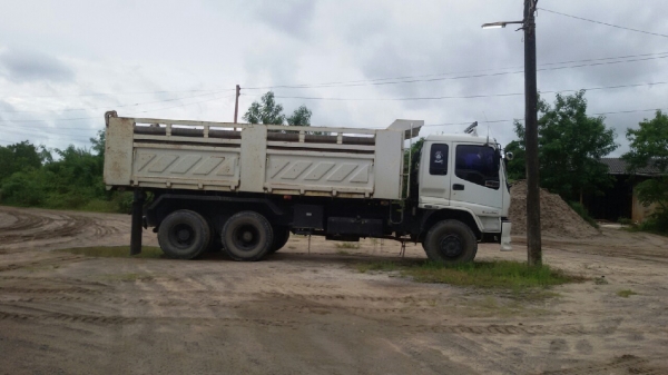 ISUZU FXZ พร้อมหางสองเพลา ST