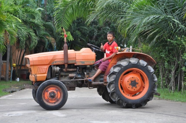 ขายรถไถ KUBOTA L26 สภาพสวยเดิมญี่ปุ่นไม่เคยใช้งานในไทย 68,000 บาท