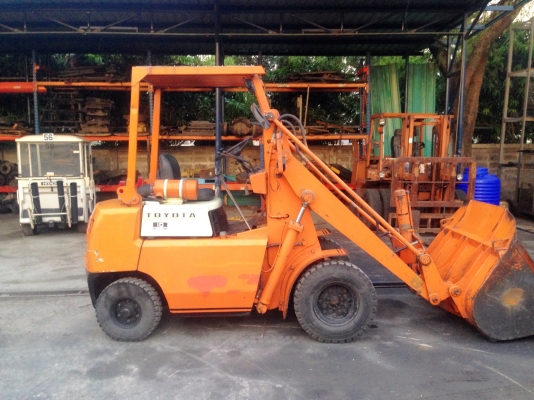 TOYOTA 2SD10 รถนำเข้าสภาพพร้อมใช้งาน มีรูปเปิดตู้ สนใจติดต่อ098-329-9549/083-062-0223