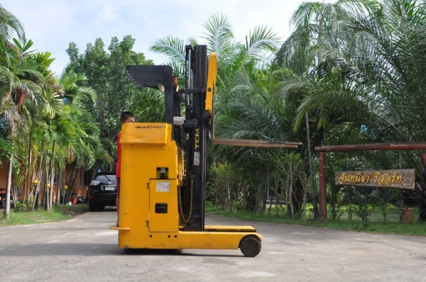 ขายFORKLIFT ไฟฟ้า TCM FRB14 เสาสูง3เมตร (1.4ตัน)สวยเดิมจากญี่ปุ่นยังไม่เคยใช้นในไทย 68,000เท่านั้น