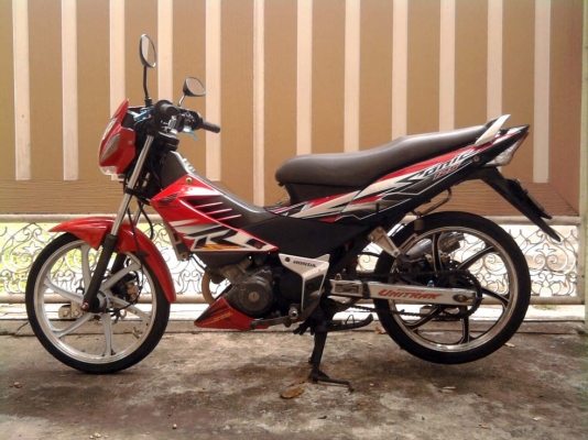 ขออนุญาติขาย Honda Sonic 125 NEW ตัว TOP ล้อแม็กแท้ โอนให้ฟรีครับ