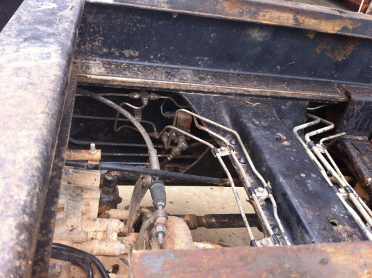 ISUZU DECA 270 Hp รถห้างแท้ 2 เพลา ดัมพ์สามมิตรลอนเฉียง พร้อมใช้งานครับ