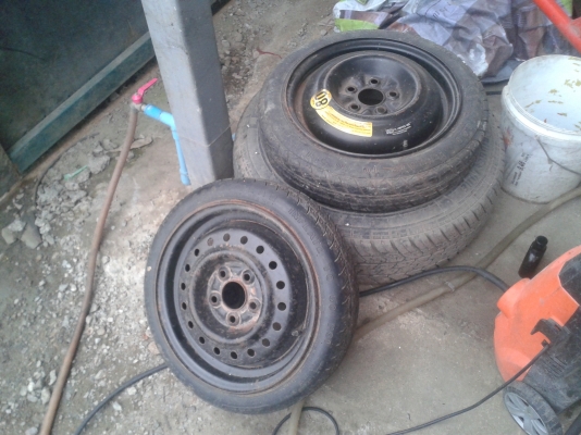 ล้ออะไหล่ขอบ14เก่าญีปุ่น5รู100วงละ600