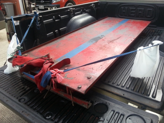 ลิฟต์ยกมอเตอร์ไซค์ (แบบปั๊มลมไฮดรอลิค)