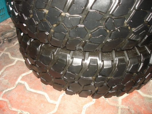 ขายยาง    BF  MUD  245 / 75 / 16   สวยๆ เชิญครับ