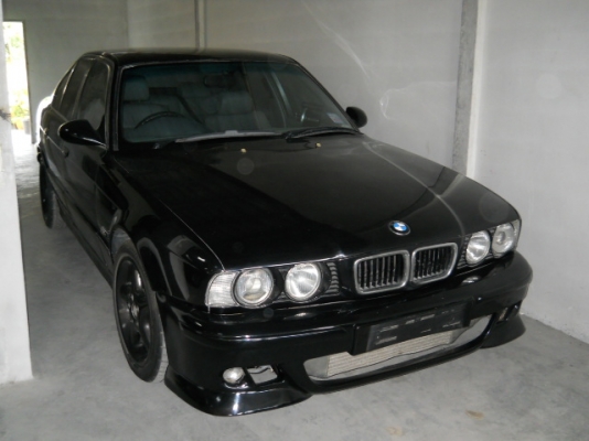 ขายรถยนต์ BMW 525I