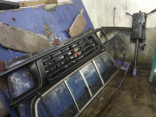 ขายรวมอะไหล่L200 MITSUBISHI cycloneฝากระโปง+อื่นๆ ขายรวมอะไหล่L200 MITSUBISHI cycloneฝากระโปง+อื่นๆ